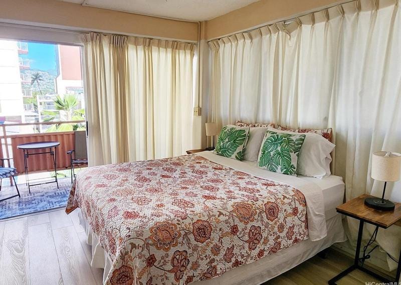 417 Nohonani St #501, Honolulu, HI 96815 - MLS 202400829 for Sale