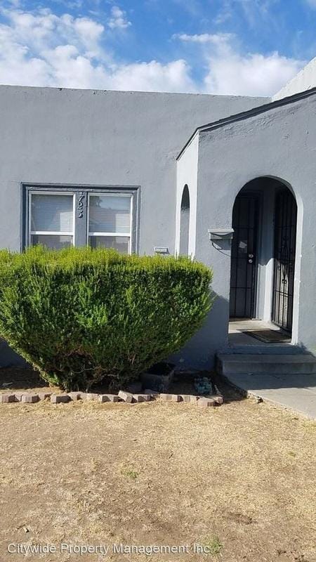 FOR RENT - 723 1/2 PACIFIC ST.  721, 723, 723.5 PACIFIC ST. for Sale