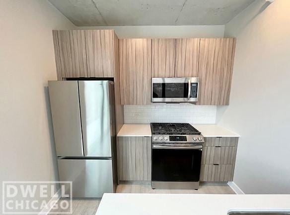 4611 N Broadway unit 2 - Chicago, IL 60640 - Home For Rent
