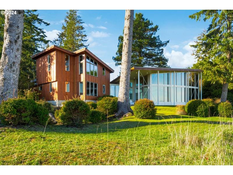 15550 SANDRIDGE RD, Long Beach WA 98631 for Sale
