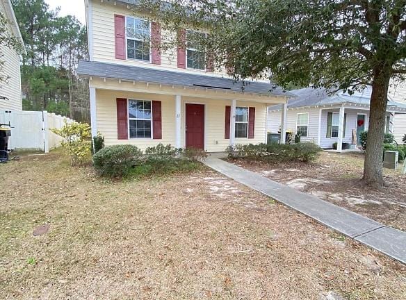27 Rosa Lane - Savannah, GA 31419 - Home For Rent