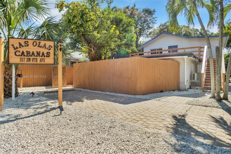 317 Southwest 9th Avenue, Fort Lauderdale, FL 33312 for Sale