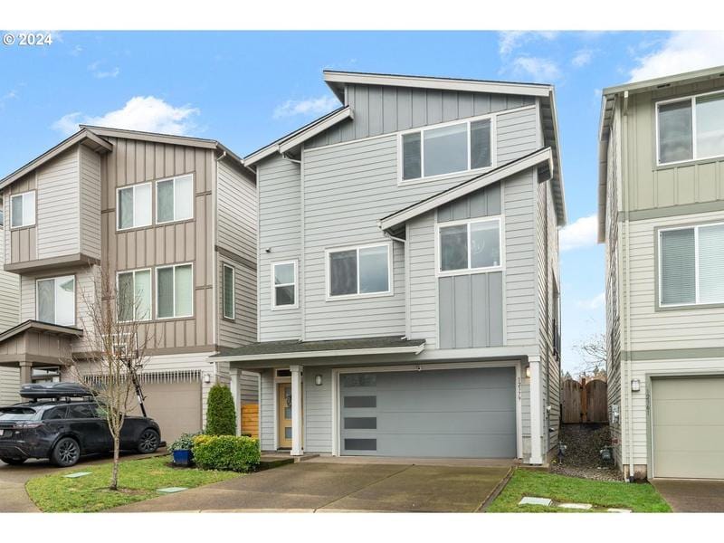12379 Southeast Goali Court, Happy Valley, OR 97015 for Sale