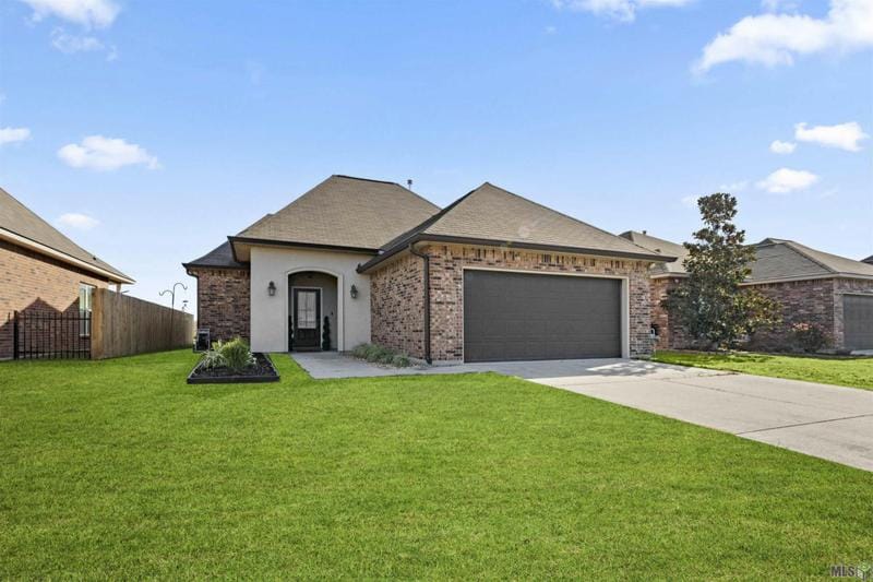 15394 MOSSYSTONE DR, Prairieville, LA 70769 Single Family Residence For Sale  MLS# 2024000511