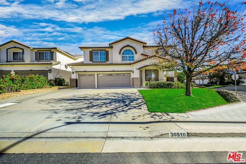 30510 Cannes Place, Castaic, CA 91384 for Sale