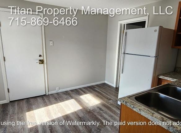 22 S Tomahawk Ave unit 5 - Tomahawk, WI 54487 - Home For Rent