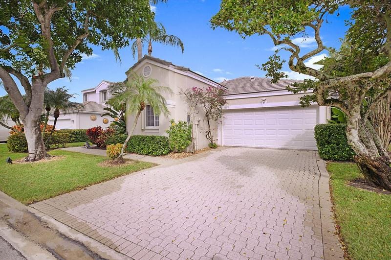 7809 Travelers Tree Dr, Boca Raton, FL 33433 - MLS RX-10954400 for Sale