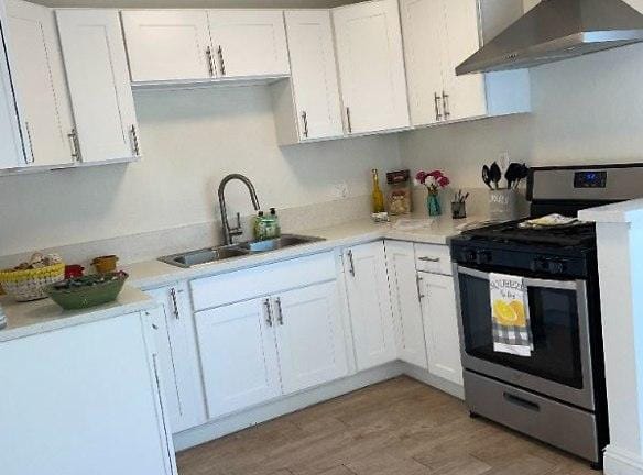 879 Center St unit 12 - Costa Mesa, CA 92627 - Home For Rent