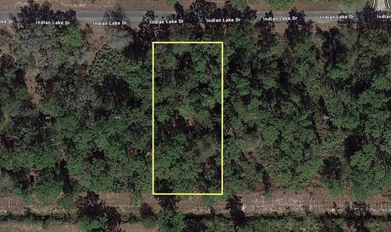 913 Indian Lake Dr, Indian Lake Estates, FL 33855 - MLS T3497905 for Sale