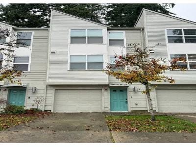 14th Ct NE for Sale