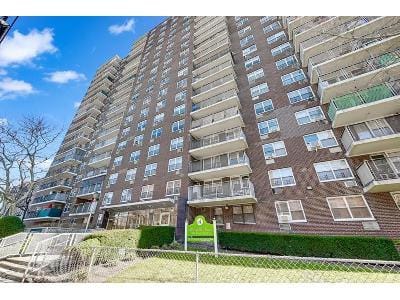 Olinville Ave Apt 11c for Sale