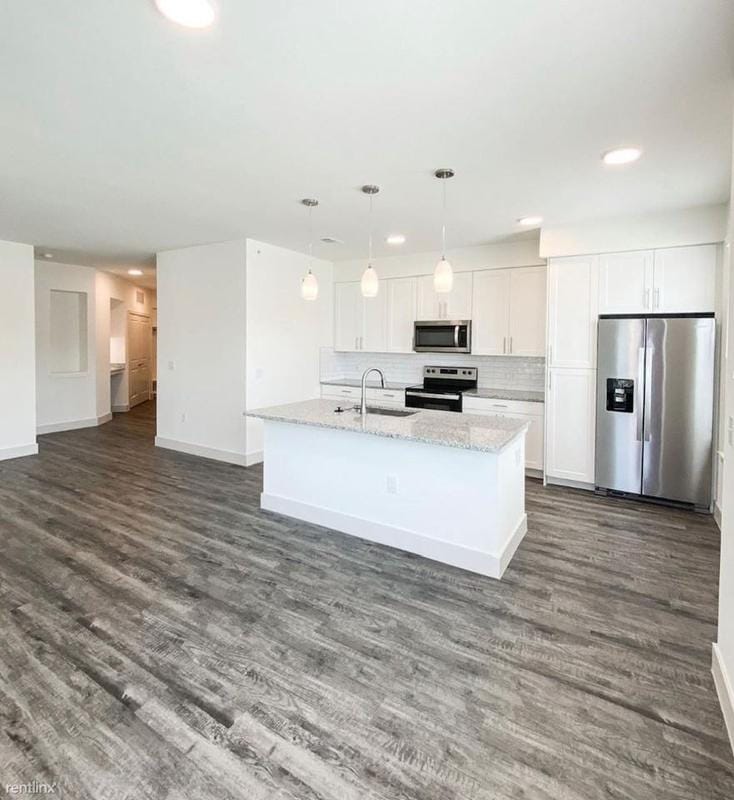 2Bed / 2Bath  2352 Westinghouse Rd for Sale