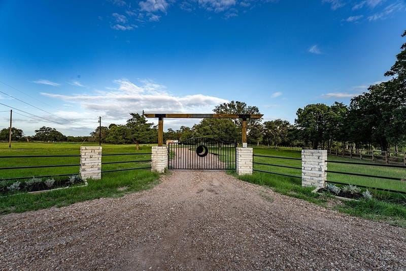 3520 Sykora Road, Fayetteville, TX 78940 for Sale