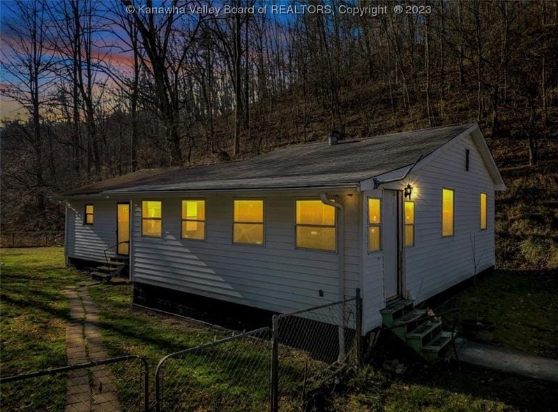 Charleston, Kanawha County, WV Lakefront Property, Waterfront Property, House for sale Property ID: 418512927