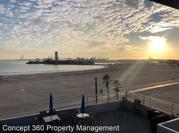 20 S 5th Pl unit 20 - Long Beach, CA 90802 - Home For Rent