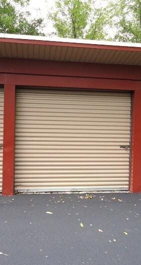 80 Whitehall Road - Garage 5 (Double)  80 Whitehall Road for Sale