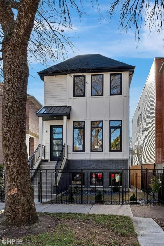 1845 W WELLINGTON AVE, Chicago, IL 60657 Single Family Residence For Sale  MLS# 11959136