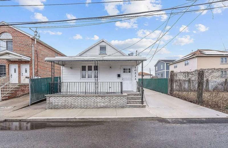 Rau, HOWARD BEACH, NY 11414  625412498 for Sale