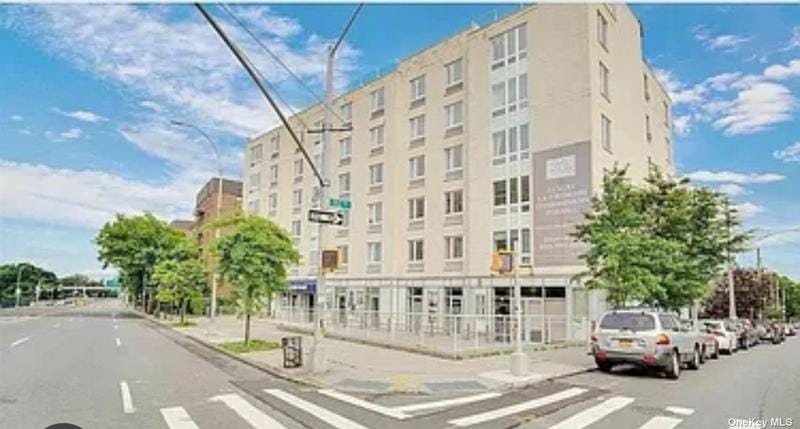 112-02 Northern Boulevard, Unit 5F for Sale