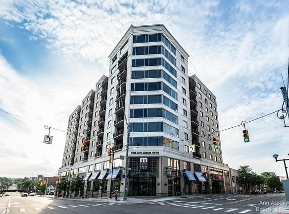 111 N Ashley St #404 - Ann Arbor, MI 48104 - Home For Rent