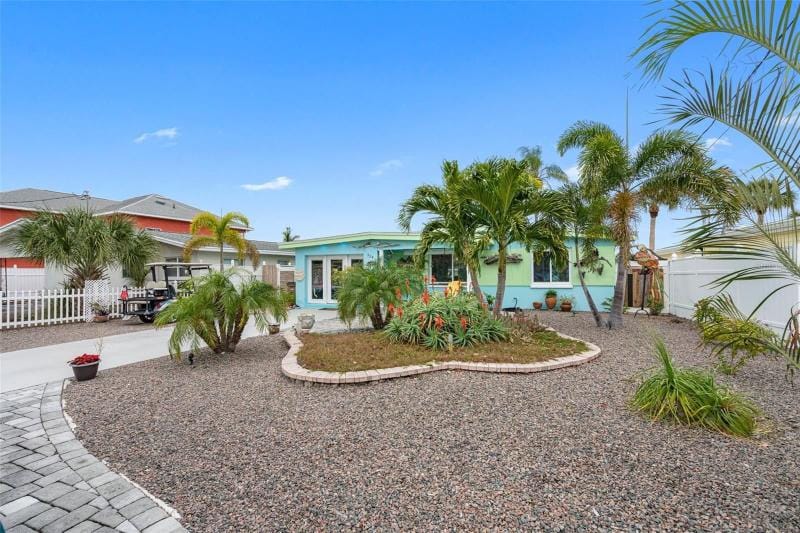 Indian Rocks Beach, Pinellas County, FL Lakefront Property, Waterfront Property, House for sale Property ID: 418609475