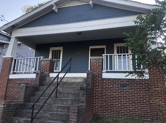 1818 Dodds Ave - Chattanooga, TN 37404 - Home For Rent