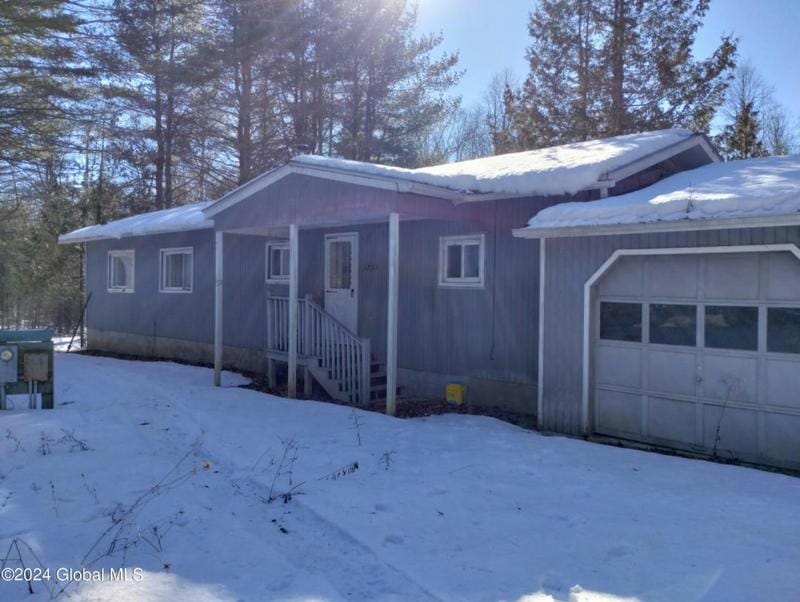 1277 WHITE CHURCH RD, Crown Point, NY 12928 Farm For Sale  MLS# 202411675 for Rent