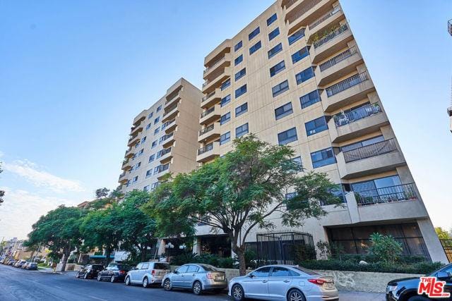 727 S Ardmore 802, Los Angeles CA 90005 for Sale