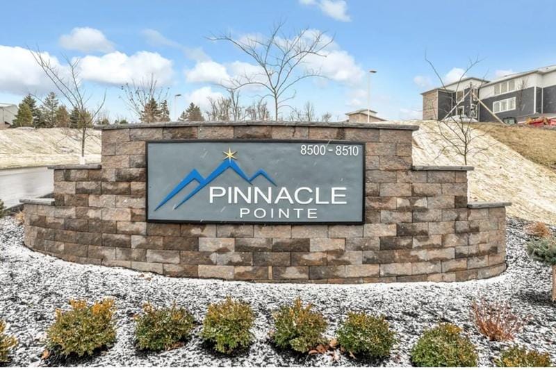 Two Bedroom  Pinnacle Pointe Apartments for Sale