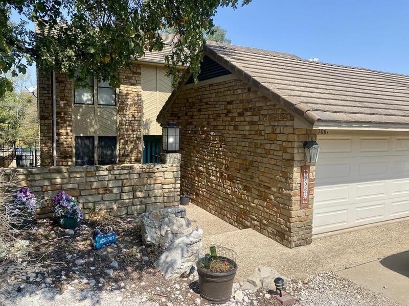 706-a Clayton Nolen, Horseshoe Bay, TX 78657 for Sale