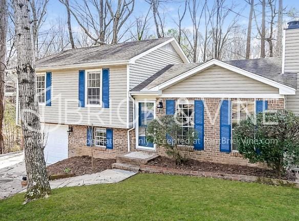 3109 Fieldstone Cir - Birmingham, AL 35215 - Home For Rent