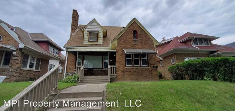 1216A W CAPITOL DR  1216 W CAPITOL DR for Sale