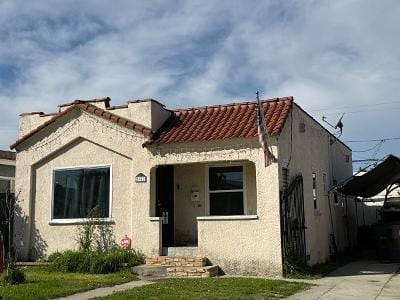 Rose Ave for Sale