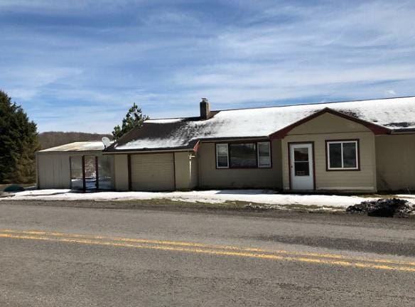 2464 King Wildesen Rd - Oakland, MD 21550 - Home For Rent