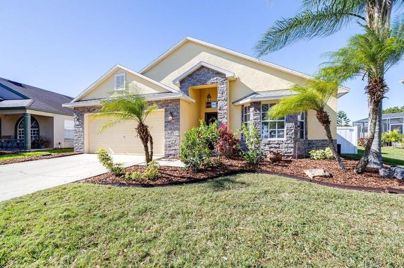 8426 Canterbury Lake Blvd, Tampa, FL 33619 - MLS T3502954 for Sale