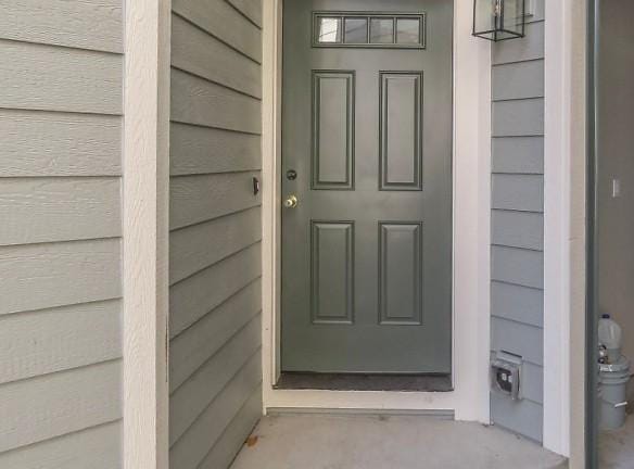 1960 Market St NE - Salem, OR 97301 - Home For Rent
