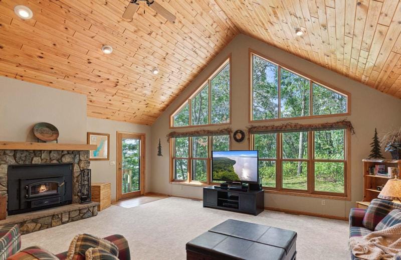 713 West 17th Drive, Arkdale, WI 54613 for Sale