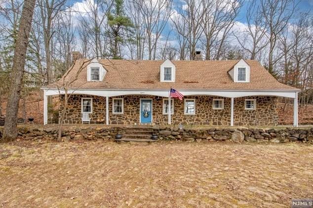 18 Peterson Rd, Wayne, NJ 07470 - MLS 24001085 for Sale