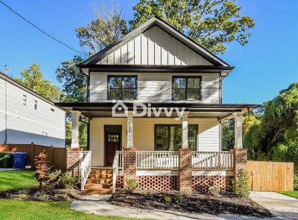 1121 Birch St SW - Atlanta, GA 30310 - Home For Rent
