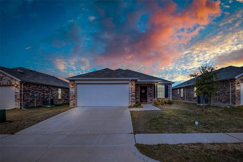 1321 Waggoner Dr, Aubrey, TX 76227 for Sale