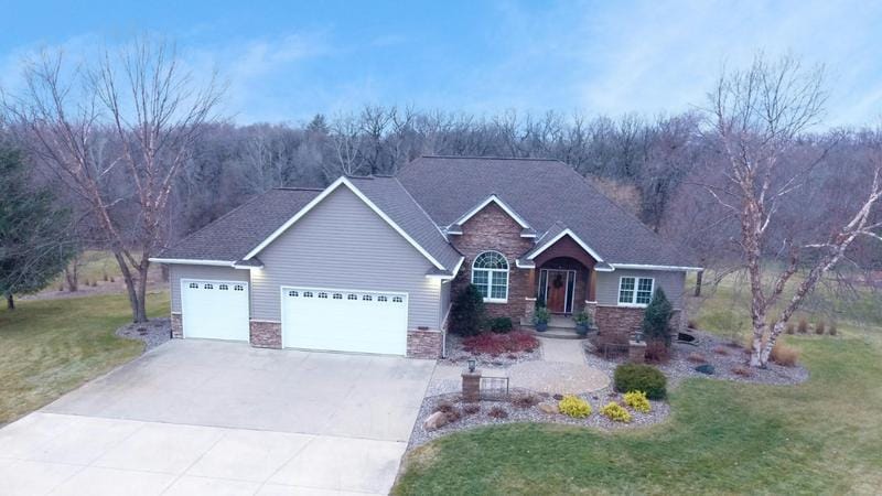 809 36TH ST NW, Austin, MN 55912 Single Family Residence For Sale  MLS# 6471394