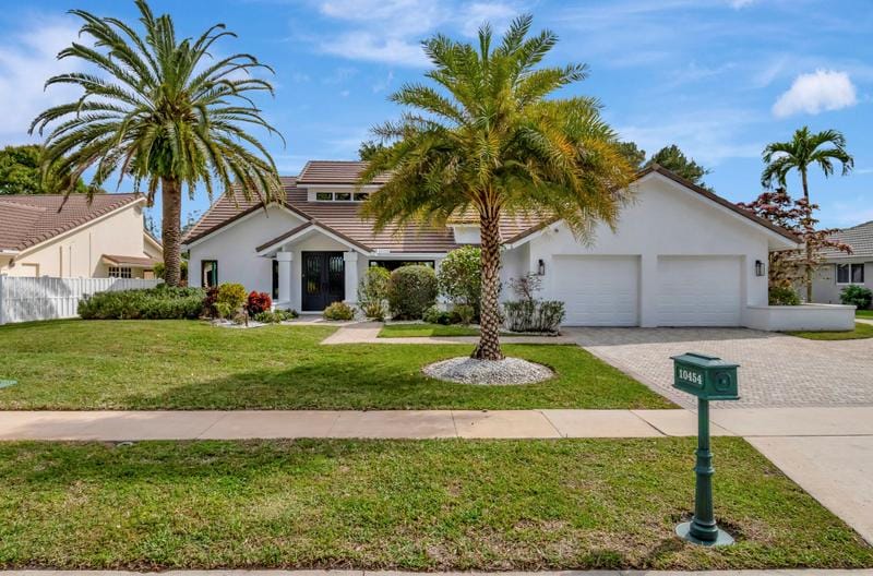 10454 Boca Woods Ln, Boca Raton, FL 33428 - MLS RX-10956684 for Sale