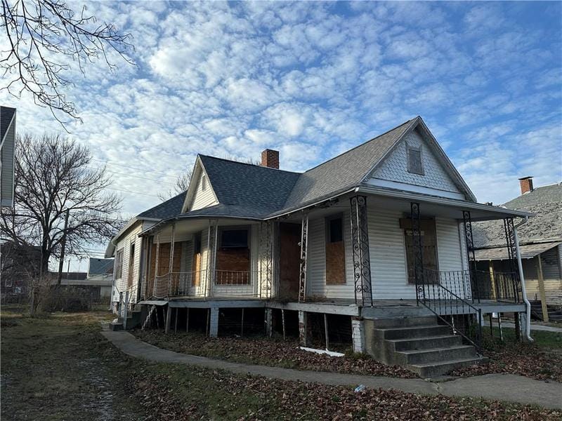 934 N WALNUT ST, Danville, IL 61832 Single Family Residence For Sale  MLS# 6230614