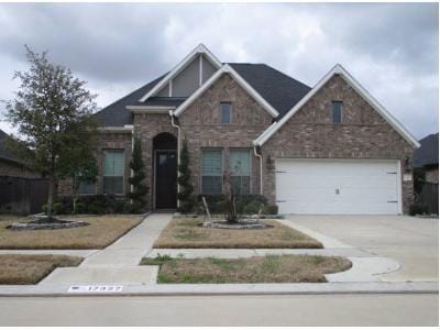 Lynn Orchard Drive for Sale