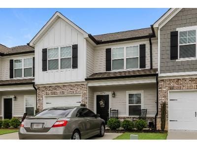 Valencia Ln for Sale