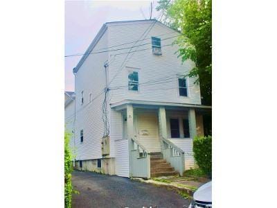 Vista St for Sale