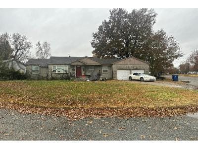 B St NW for Sale