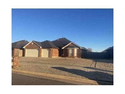 NW 37th St for Sale