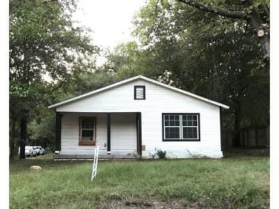 S Montgomery St for Sale
