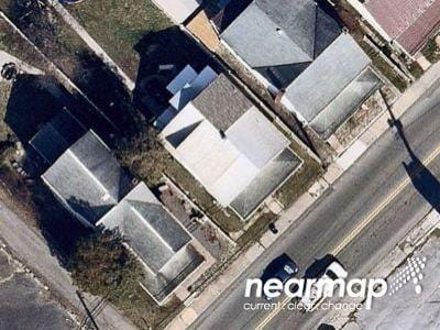 E Walnut St for Sale